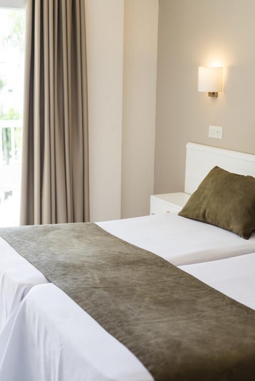 Hostal Residencia Sutimar باغيرا المظهر الخارجي الصورة